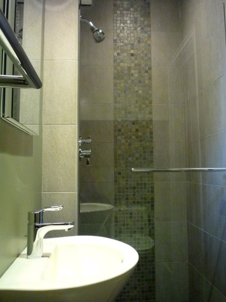 02-modern -bathroom-small